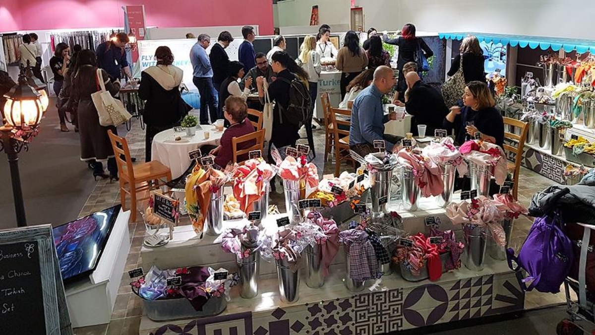 Nunc id enim nec tortor dictum rutrum. Vivamus rhoncus rhoncus ipsum, - 841